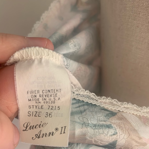 Vintage Floral Satin Lingerie Set - Picture 8 of 9